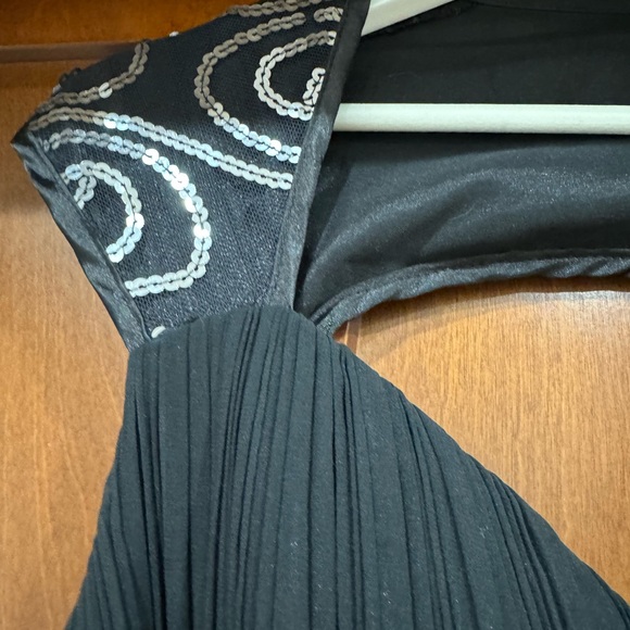 Black formal gown with train and bustle - Picture 7 of 10